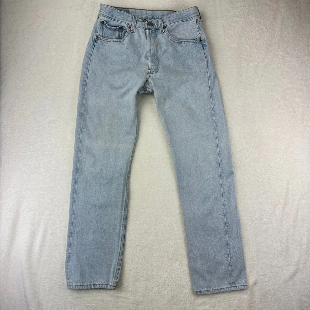 Levi's Jeans Mens 501 Straight W31 L32 Light‎ Wash Denim VTG Button Fly Cotton